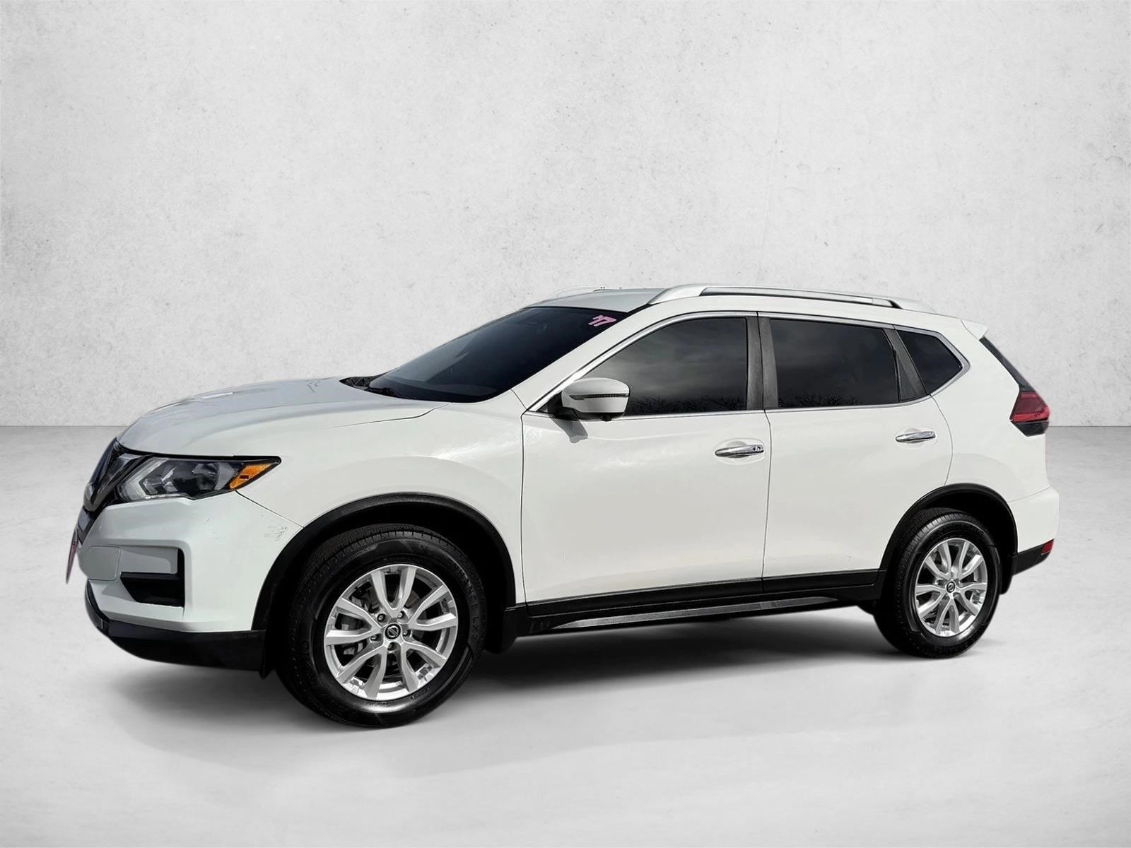2017 Nissan Rogue SV AWD's photo