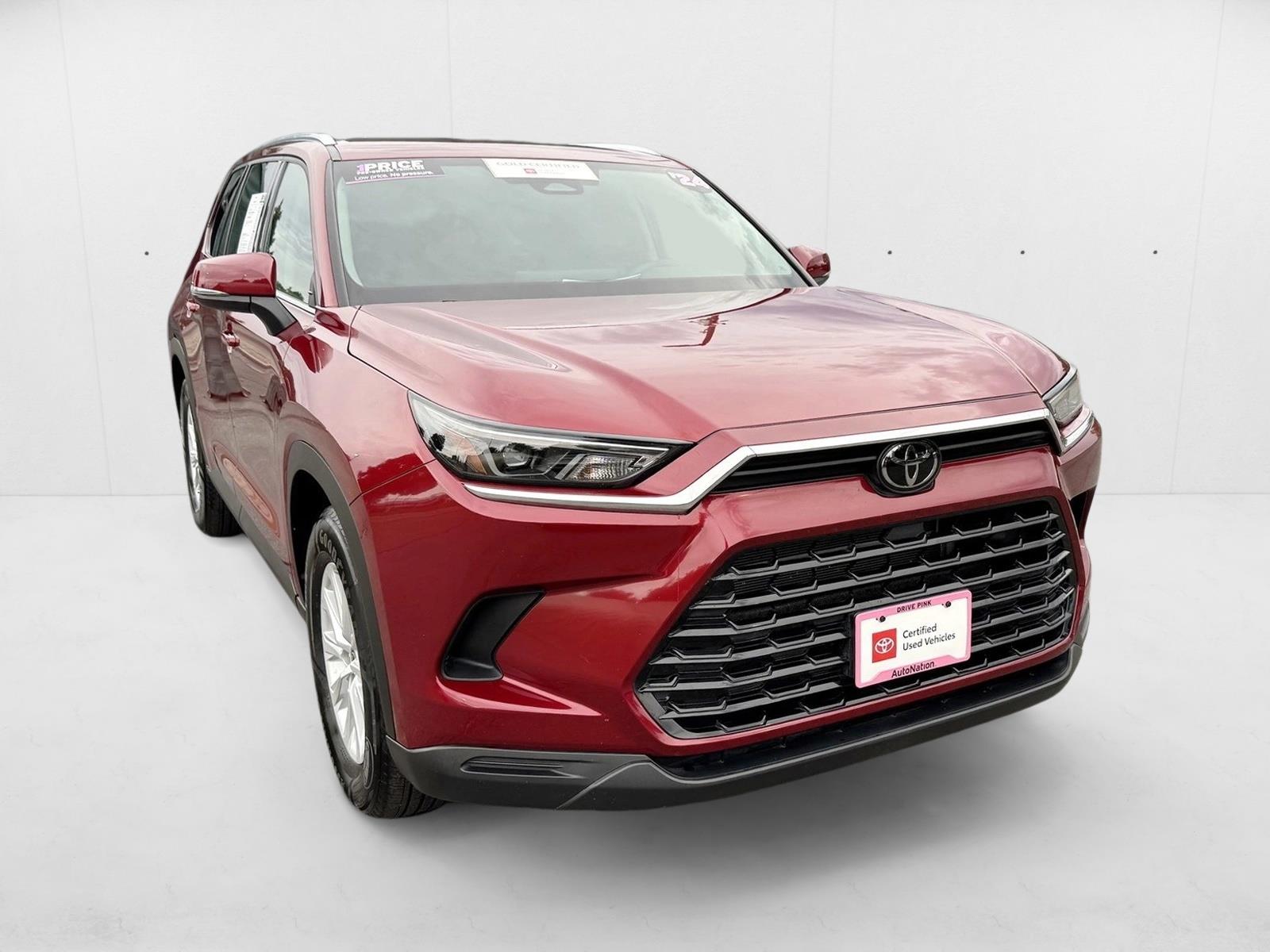 2024 Toyota Highlander Hybrid XLE photo 3