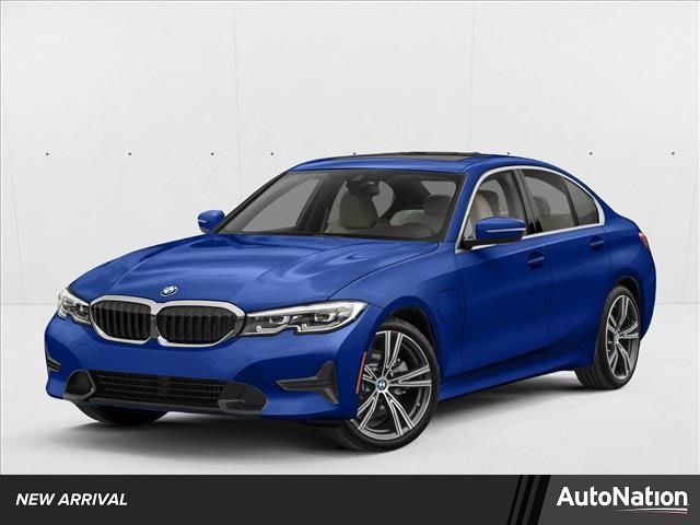 2021 BMW 3 Series 330e xDrive Sedan's photo
