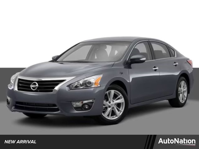 2015 Nissan Altima SV's photo