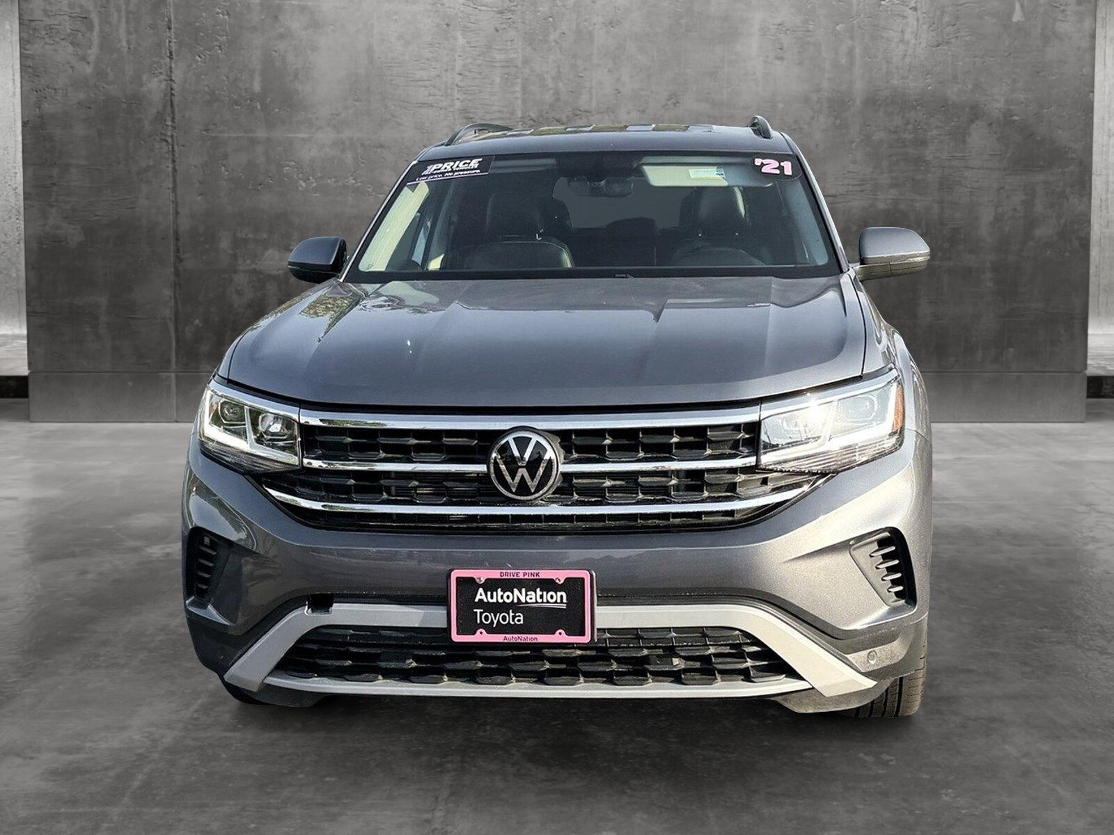 Used 2021 Volkswagen Atlas SE w/Tech with VIN 1V2HR2CA0MC583469 for sale in Centennial, CO