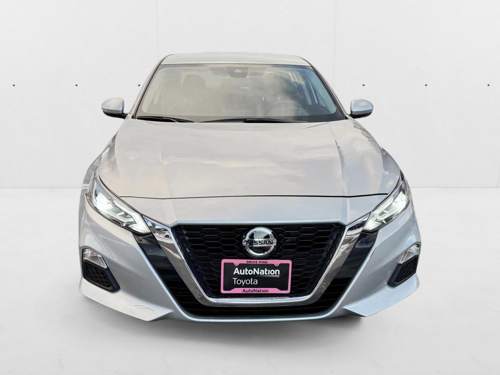 2022 Nissan Altima 2.5 SV photo 2