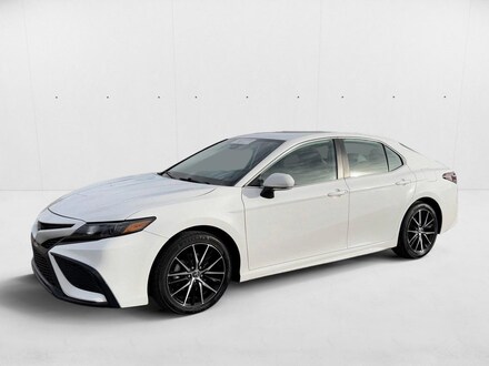 2022 Toyota Camry SE Sedan