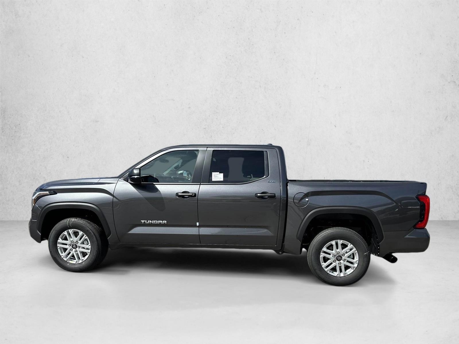 2026 Toyota Tundra SR5 CrewMax photo 4