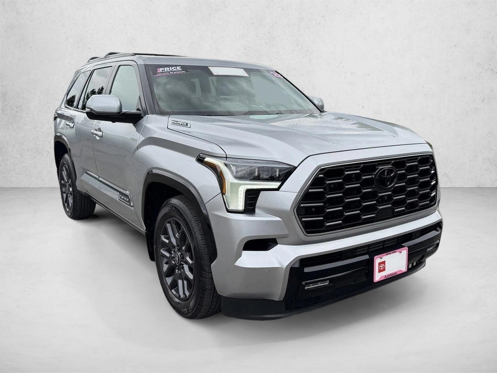 2025 Toyota Sequoia Platinum photo 3