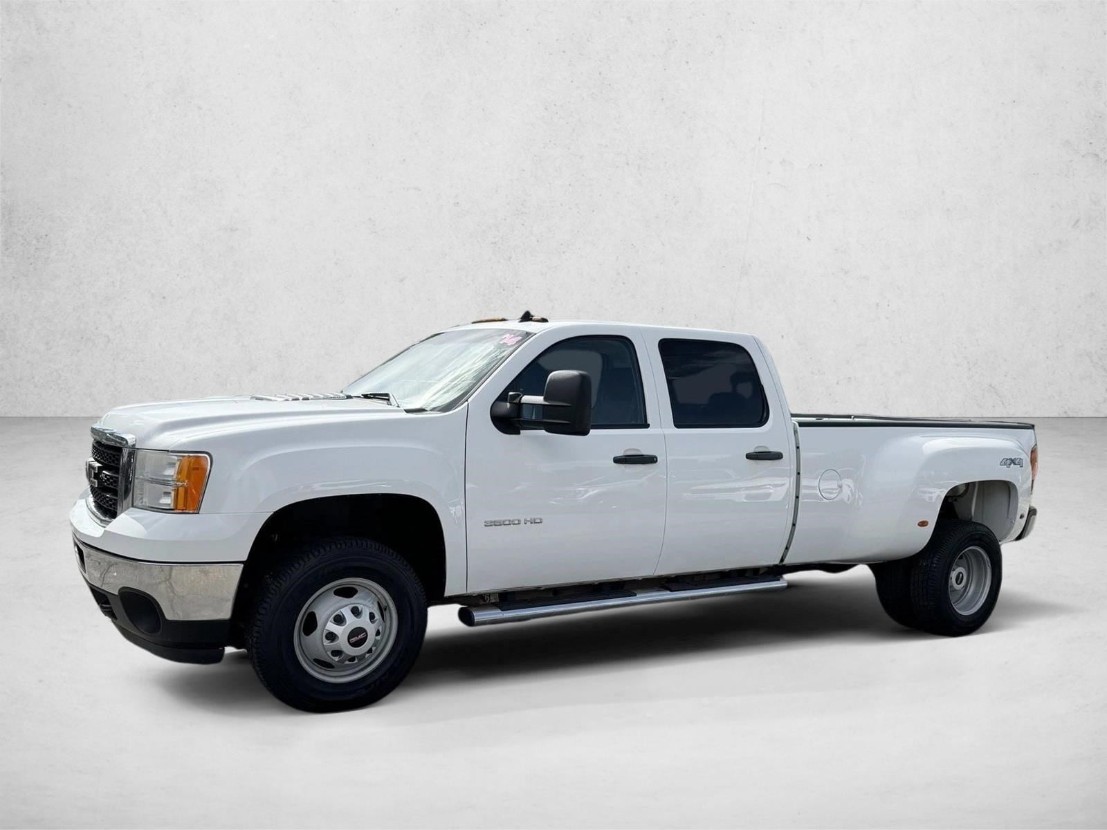 2014 GMC Sierra 4WD Crew Cab 6.5ft Work Truck SRW's photo