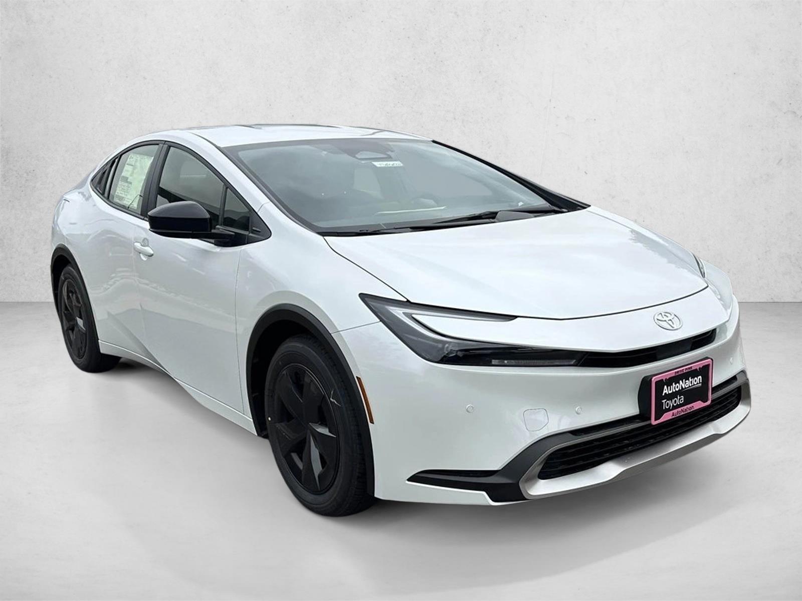 2026 Toyota Prius SE Plug-in Hybrid photo 2