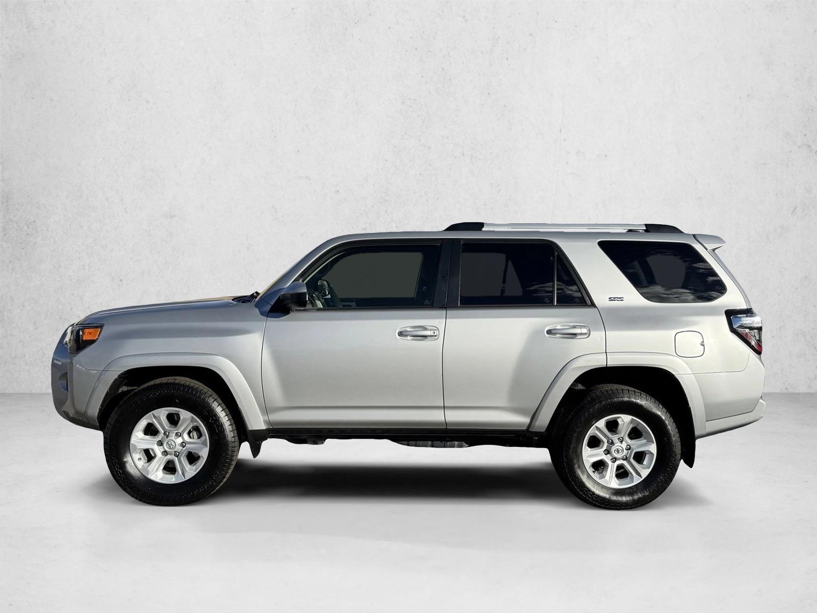 2024 Toyota 4Runner SR5 photo 4