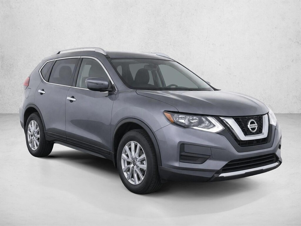 Used 2017 Nissan Rogue SV SUV