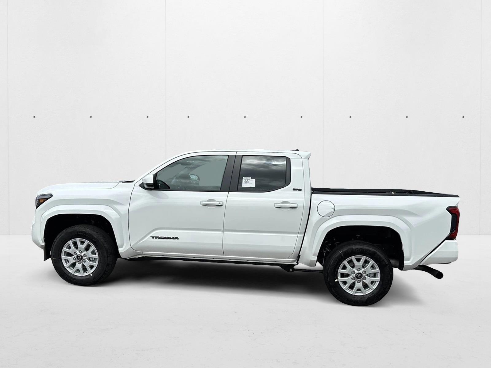 2025 Toyota Tacoma SR5 4x4 Double Cab photo 4