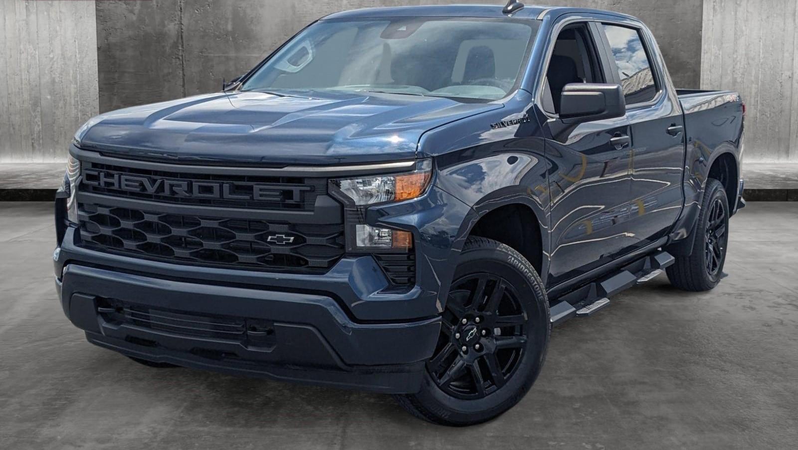 Chevrolet Silverado in Northsky Blue Metallic
