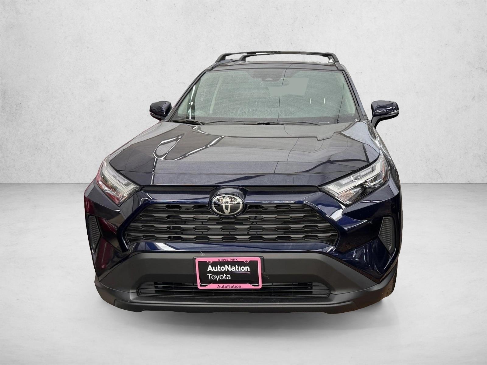 2025 Toyota RAV4 XLE photo 2