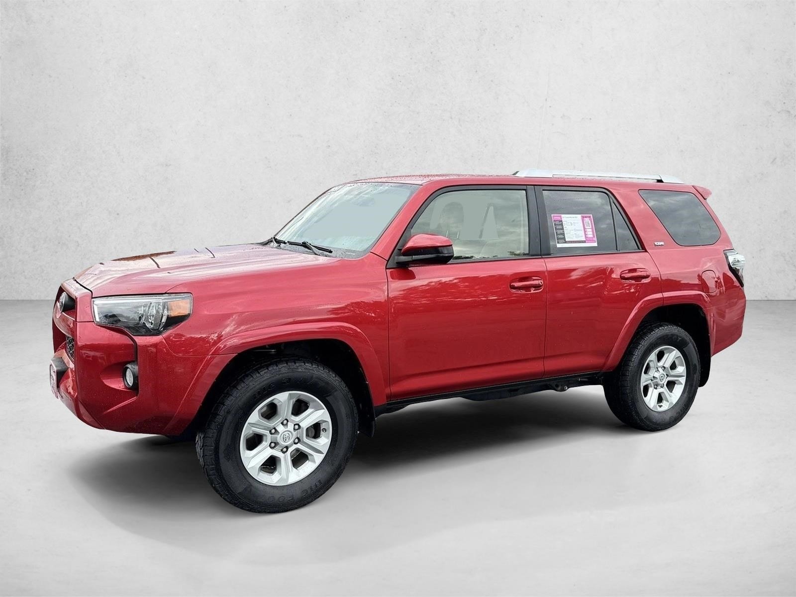 2016 Toyota 4Runner SR5's photo