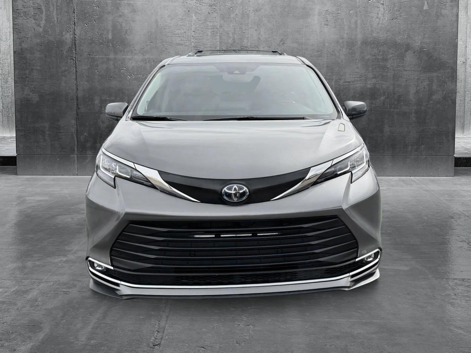 Certified 2022 Toyota Sienna XLE with VIN 5TDJRKEC9NS092223 for sale in Centennial, CO