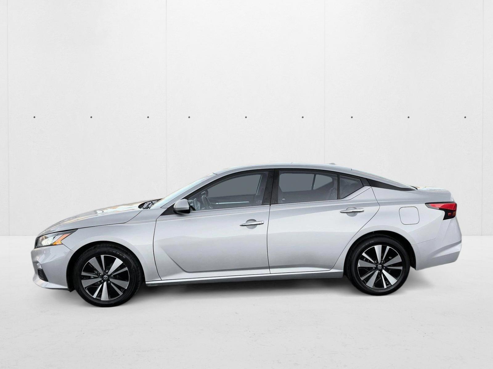 2022 Nissan Altima 2.5 SV photo 4