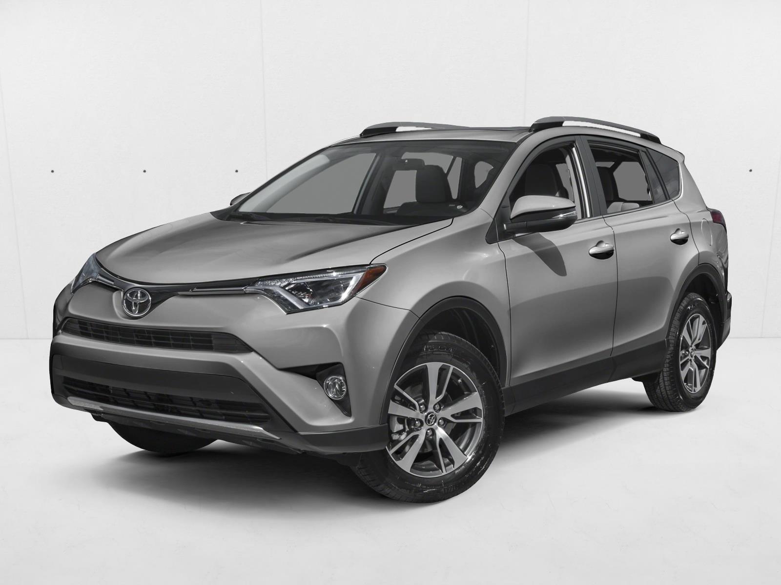 2018 Toyota RAV4 XLE's photo
