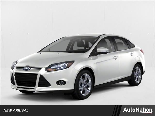 2012 Ford Focus Sedan SE's photo