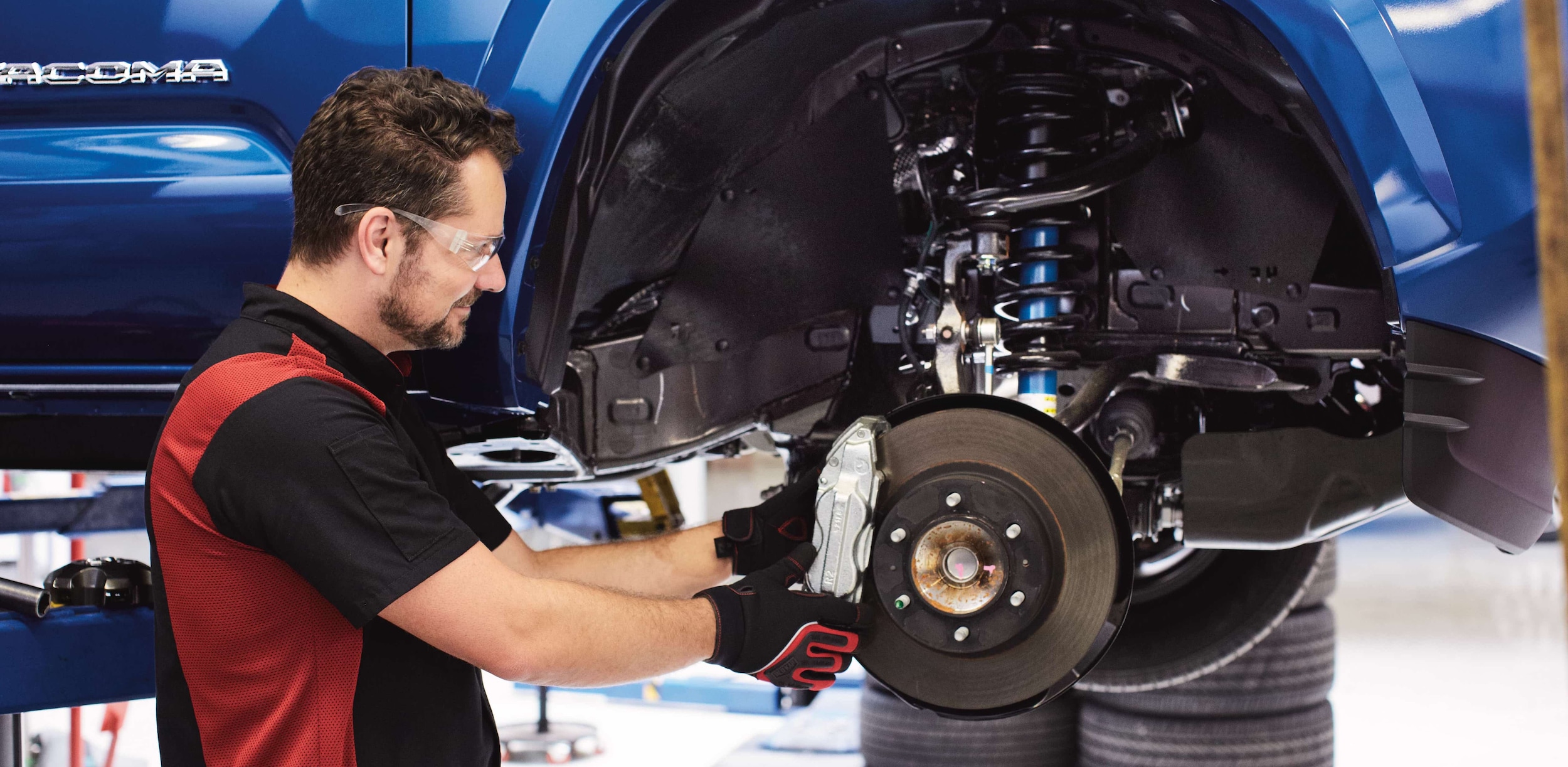 Toyota Service Center in Las Vegas | Oil change, Brakes, Tires at ...