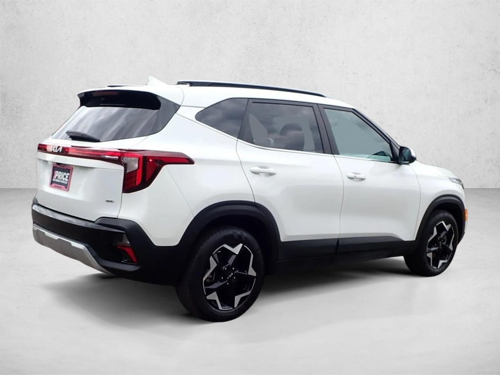 Used 2024 Kia Seltos EX SUV