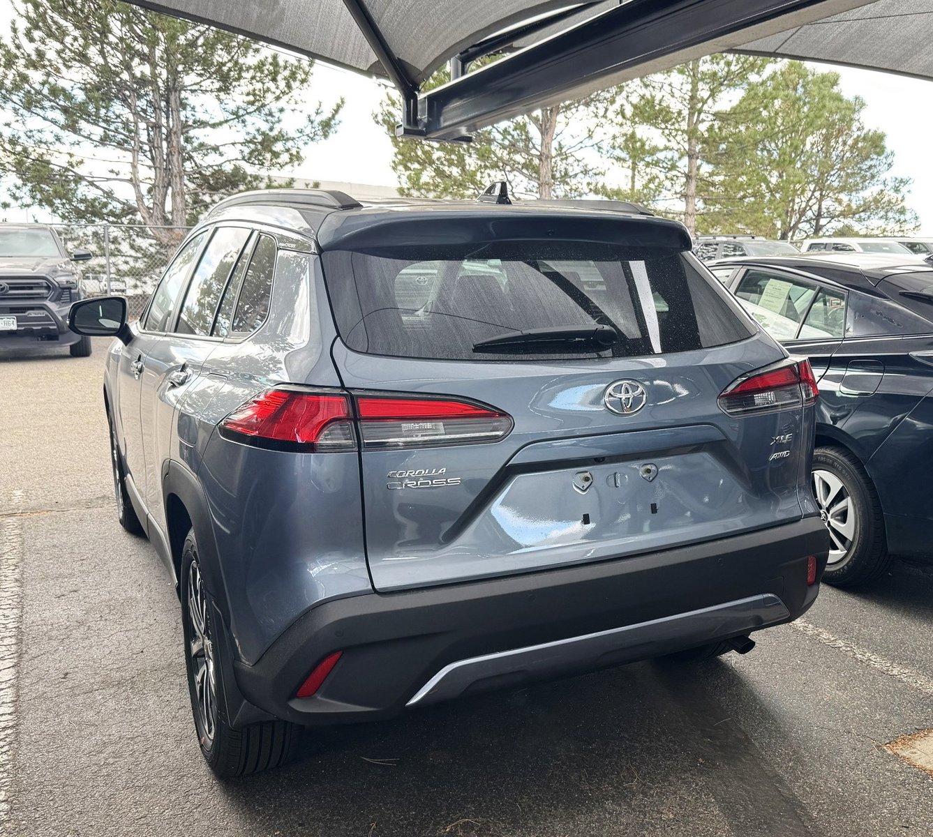 2025 Toyota Corolla Cross XLE photo 4