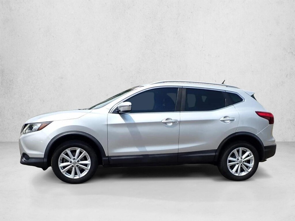 Used 2017 Nissan Rogue Sport SV SUV