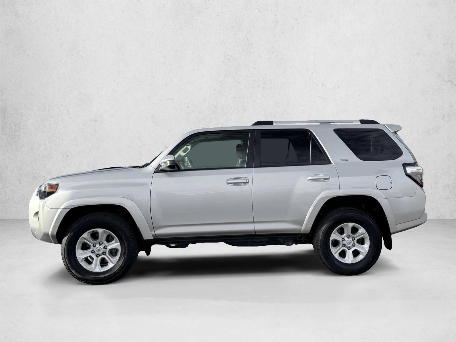 2024 Toyota 4Runner SR5 photo 4