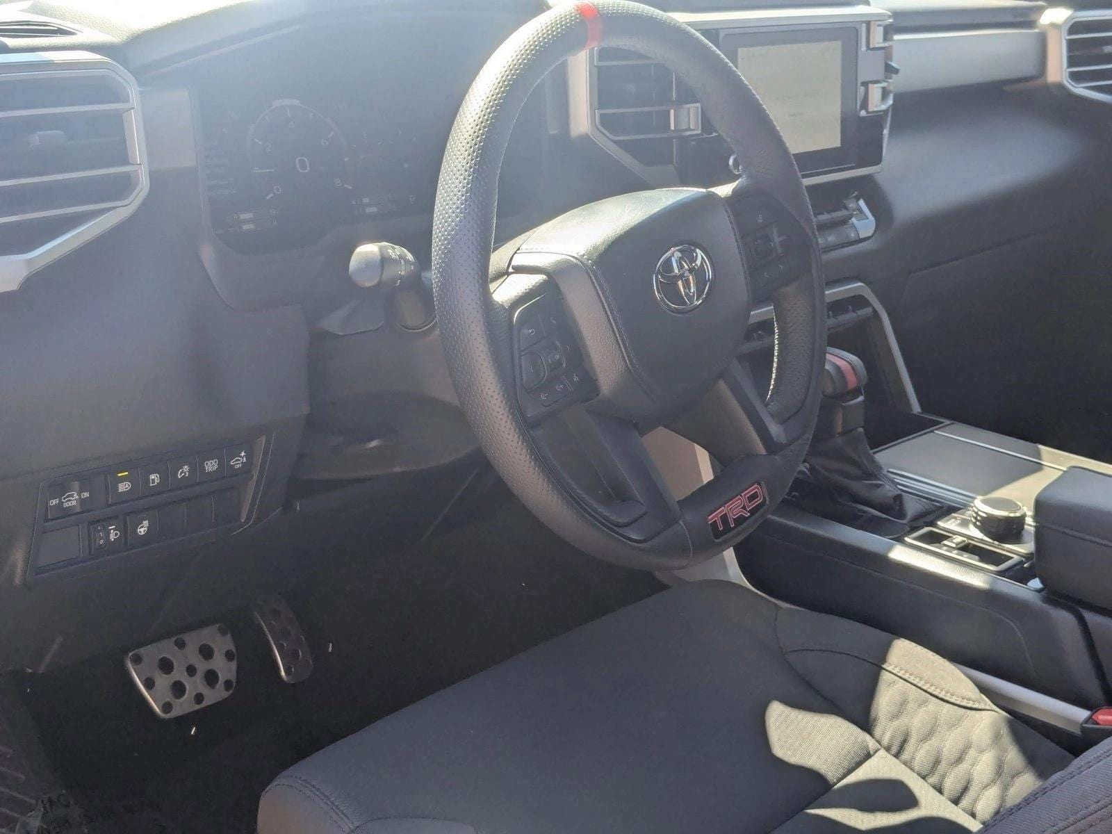 2025 Toyota Sequoia SR5 - Photo 10