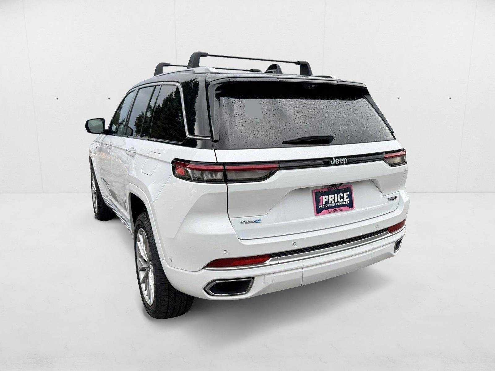 2023 Jeep Cherokee Summit Reserve 4xe photo 3