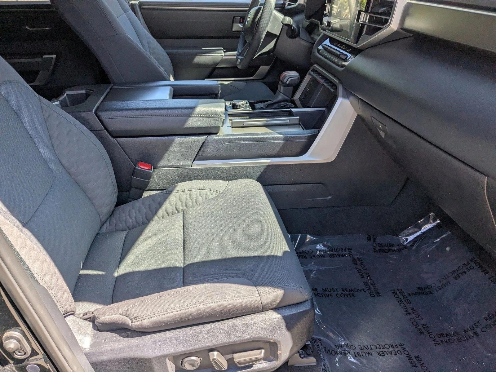 2025 Toyota Sequoia SR5 - Photo 21