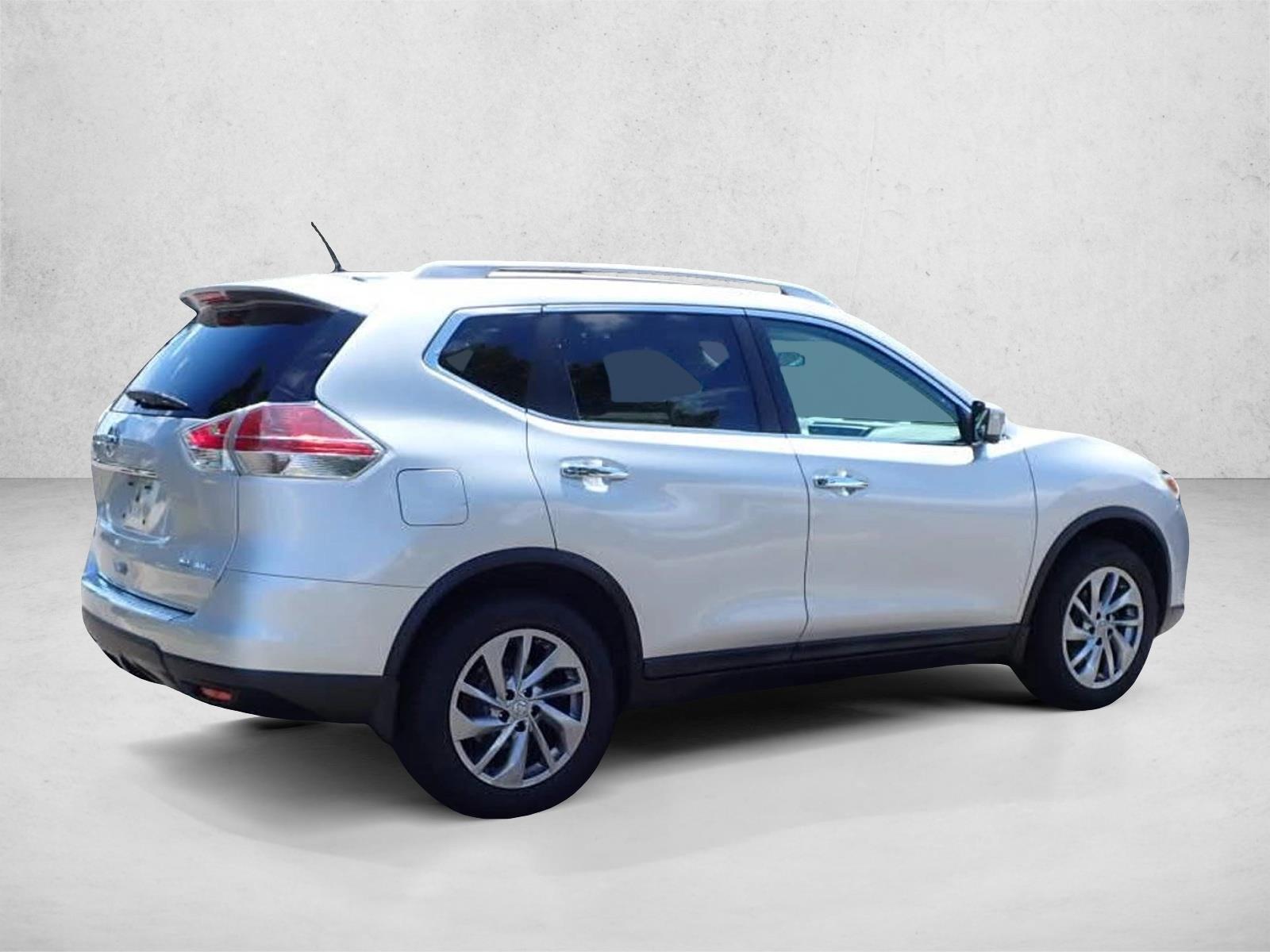 Used 2015 Nissan Rogue SL SUV