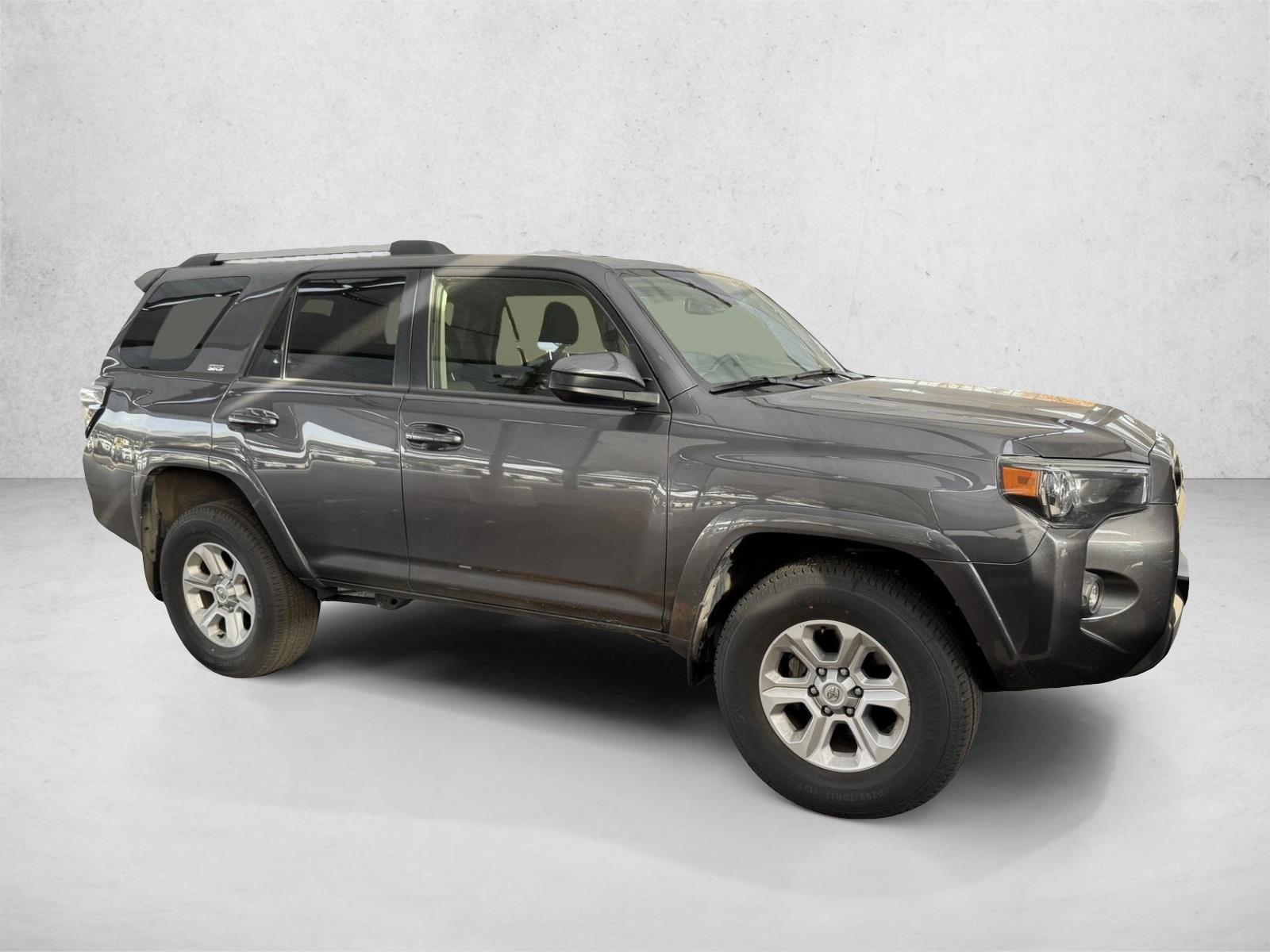 2023 Toyota 4Runner SR5 photo 2