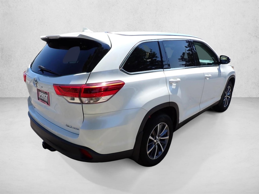 Certified 2019 Toyota Highlander XLE V6 SUV