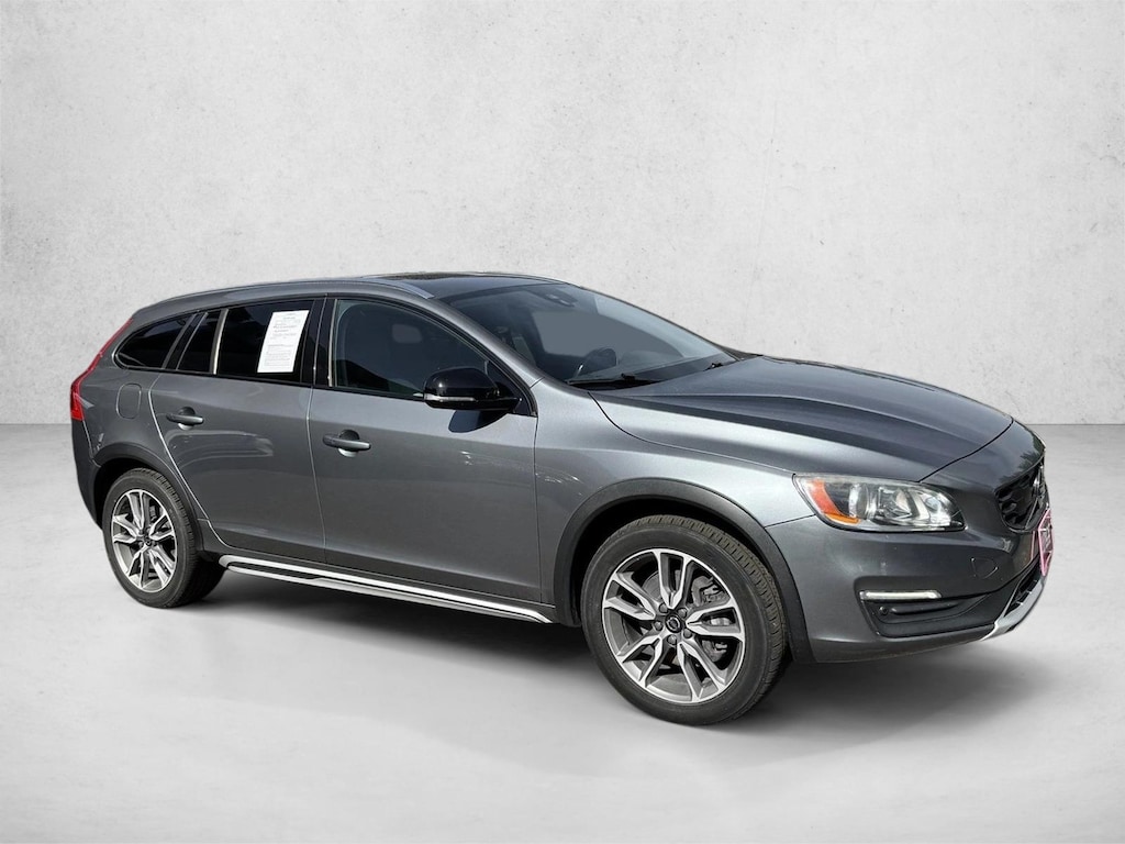 Used 2018 Volvo V60 Cross Country T5 AWD Wagon