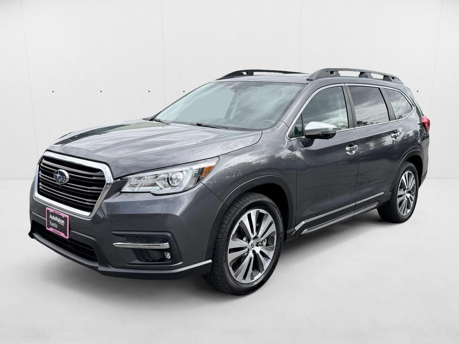 2022 Subaru Ascent Touring's photo