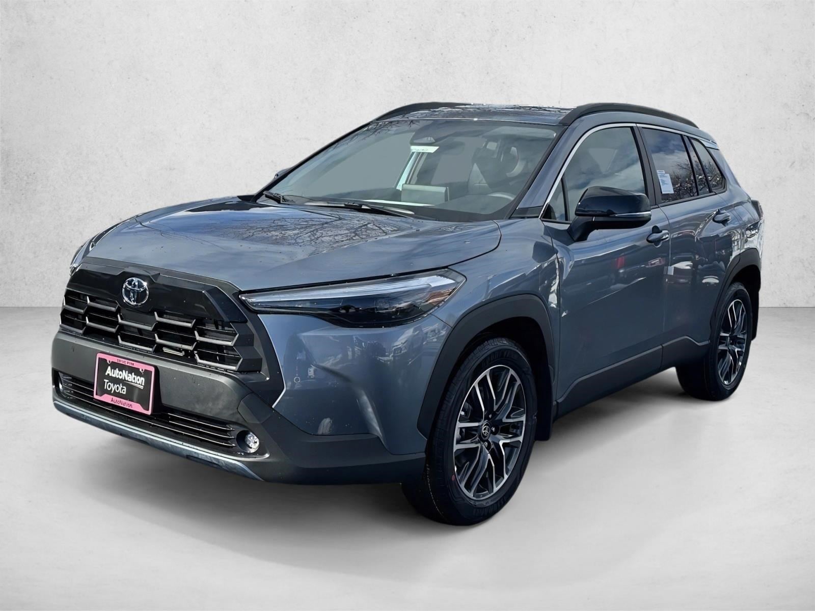 2026 Toyota Corolla Cross XLE's photo