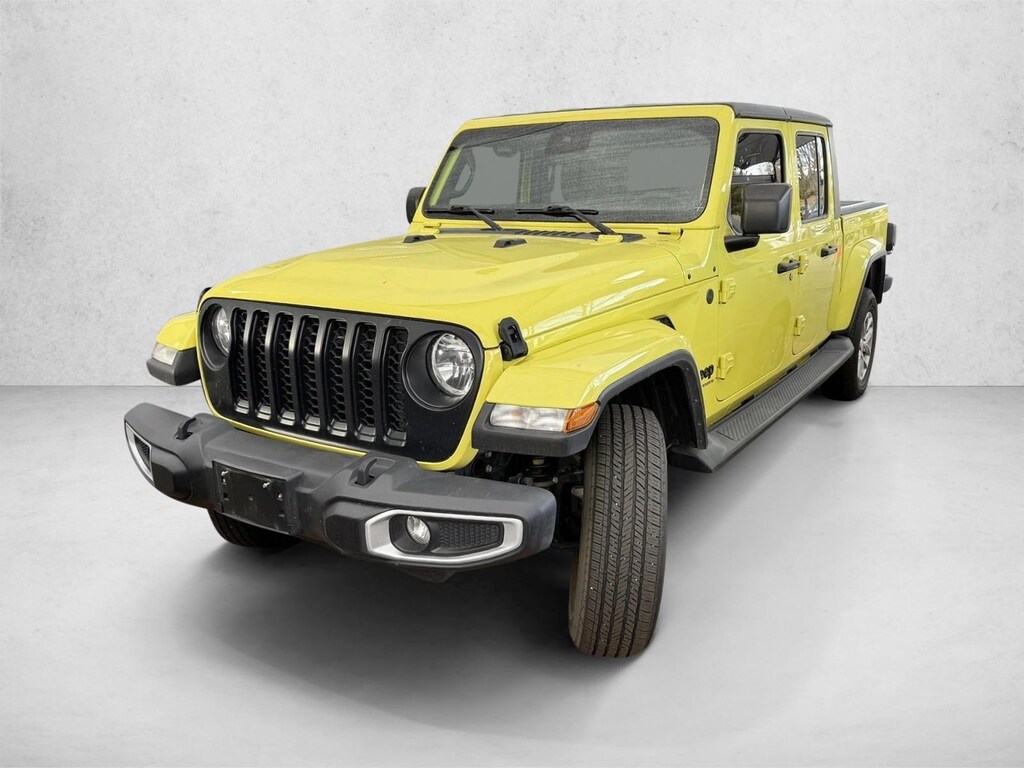 Used 2023 Jeep Gladiator Sport Truck Crew Cab