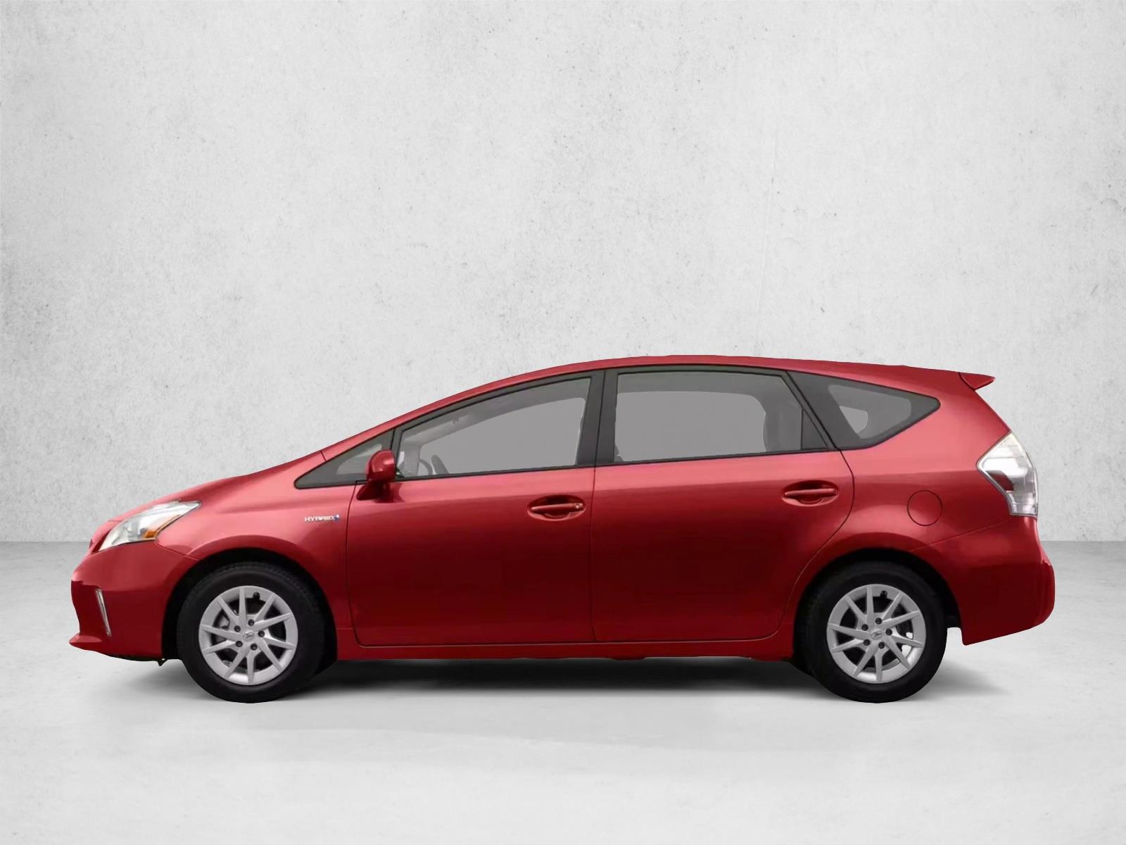 2013 Toyota Prius V Two photo 2