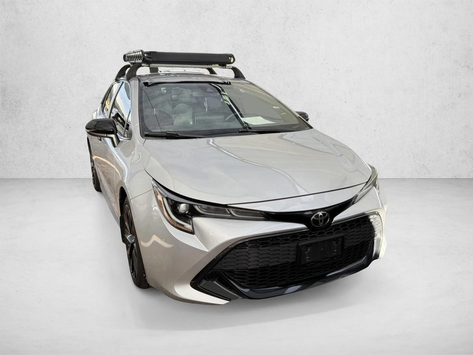 2021 Toyota Corolla SE Nightshade Edition photo 2