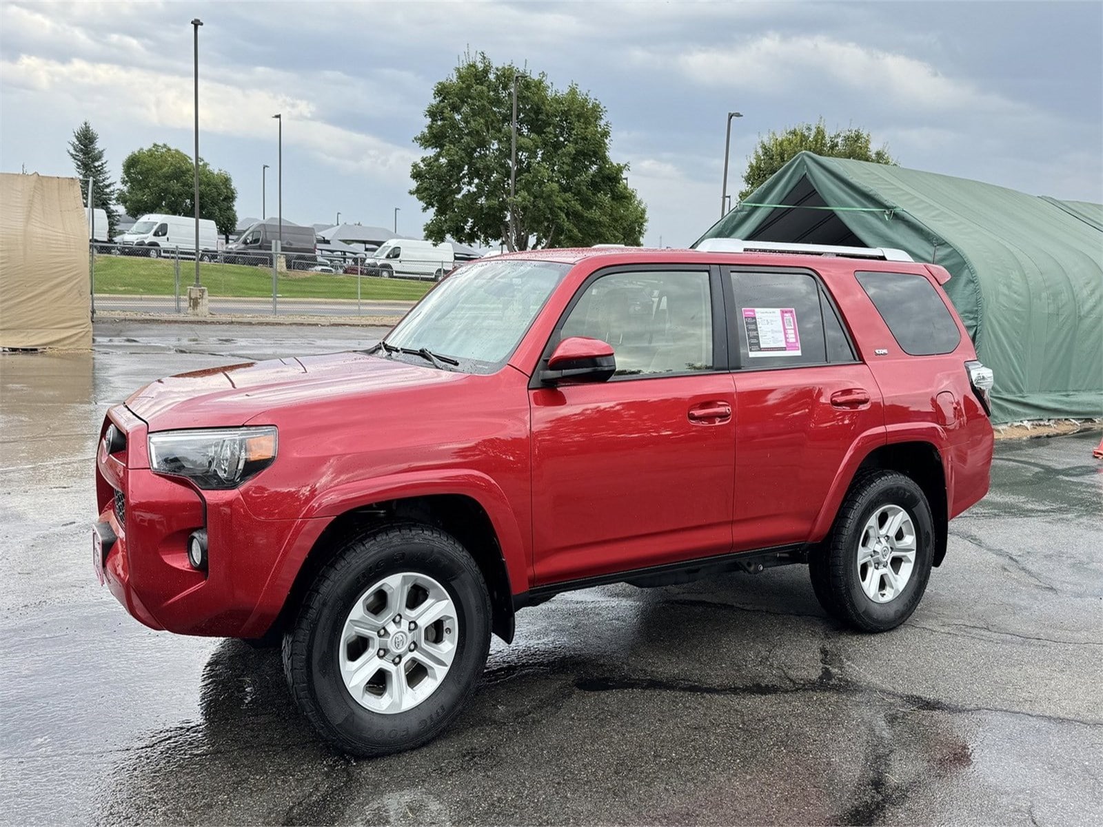 2016 Toyota 4Runner SR5's photo