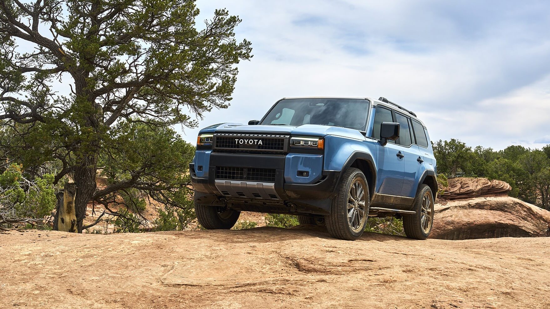 Toyota Land Cruiser in Heritage Blue