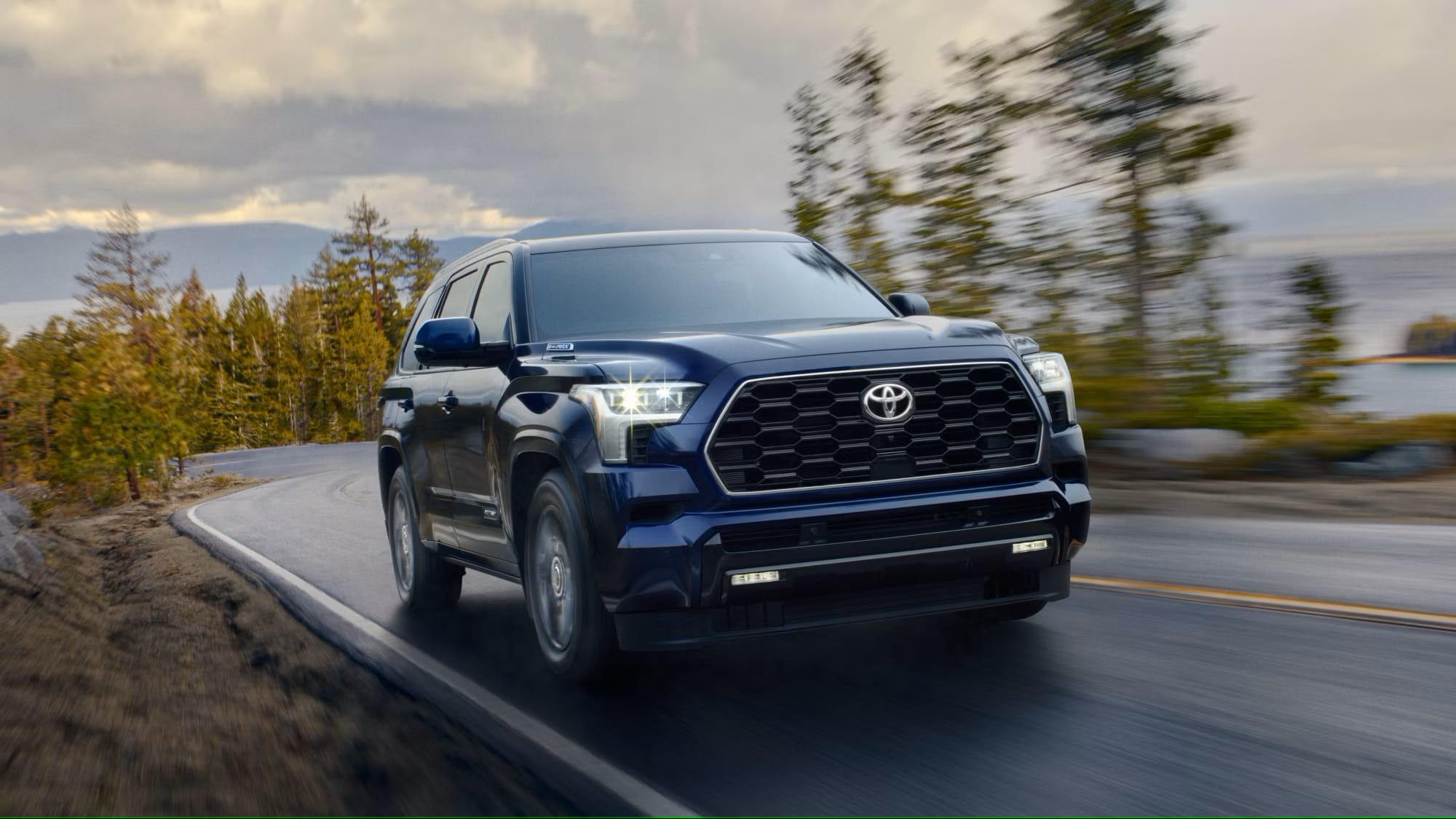 Learn about the Toyota Sequoia Interior shot of Toyota Sequoia