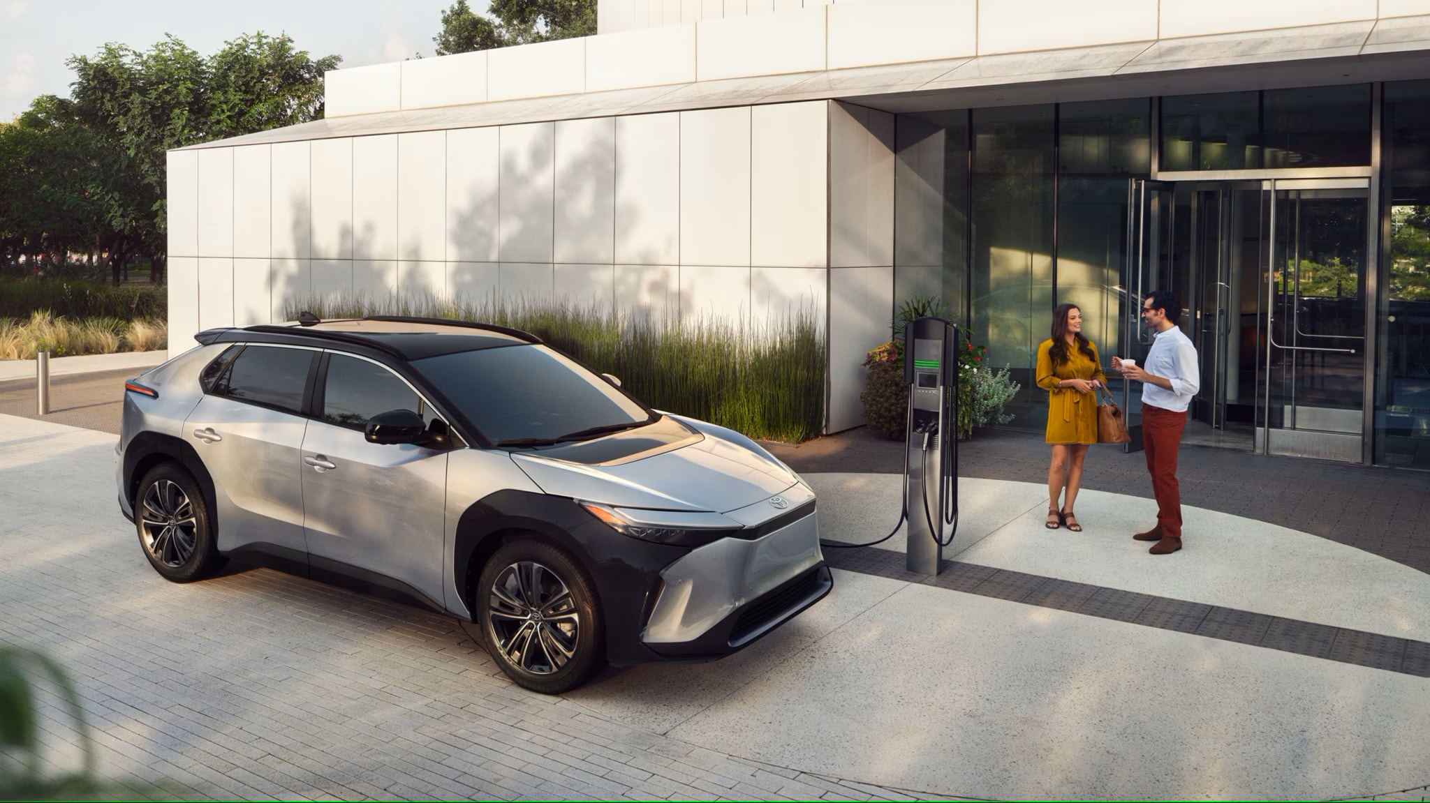 Learn about the key features of the Toyota BZ4X SUV Toyota BZ4X SUV