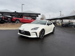 2026 Toyota GR86 Premium MT 2+2 COUPE 6 SPD M/T