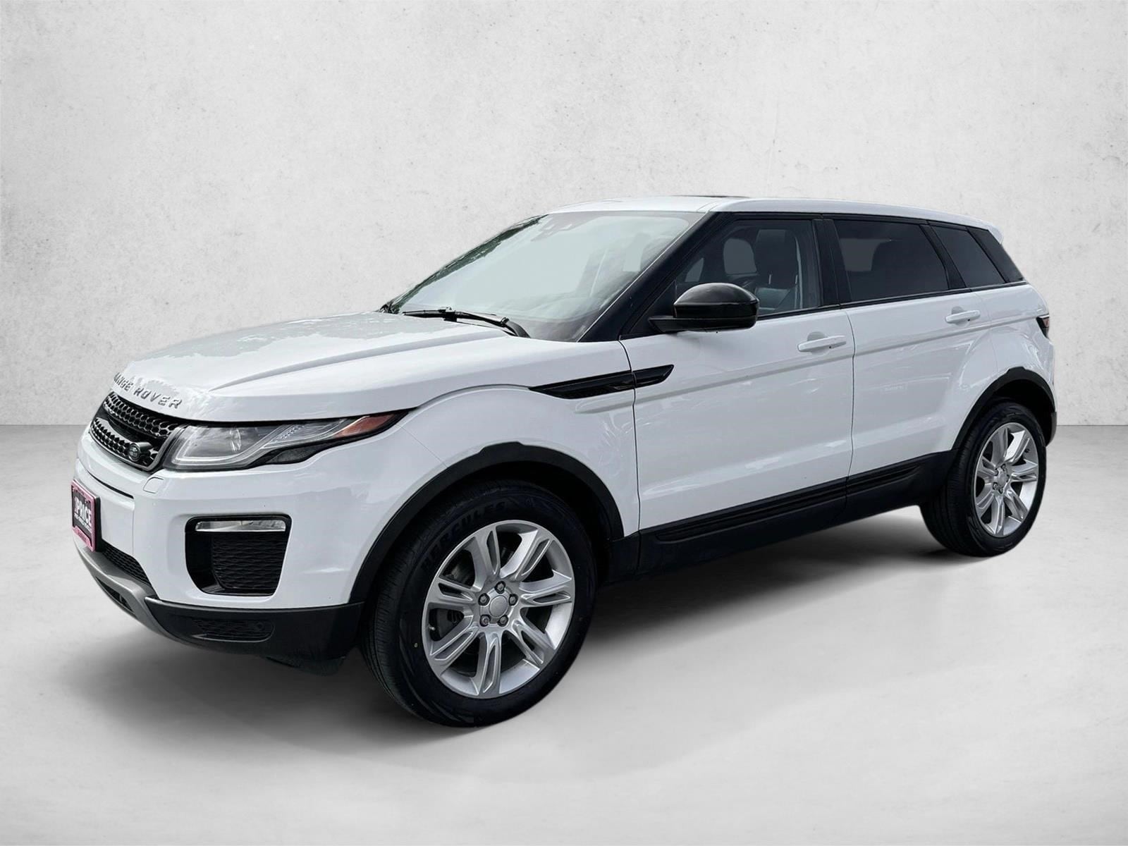 2017 Land Rover Range Rover Evoque SE's photo