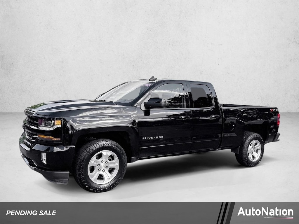 Used 2018 Chevrolet Silverado 1500 LT w/2LT Truck Double Cab