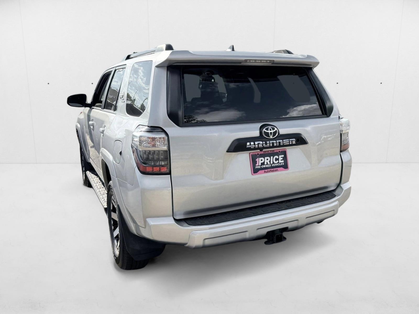 2020 Toyota 4Runner TRD photo 4