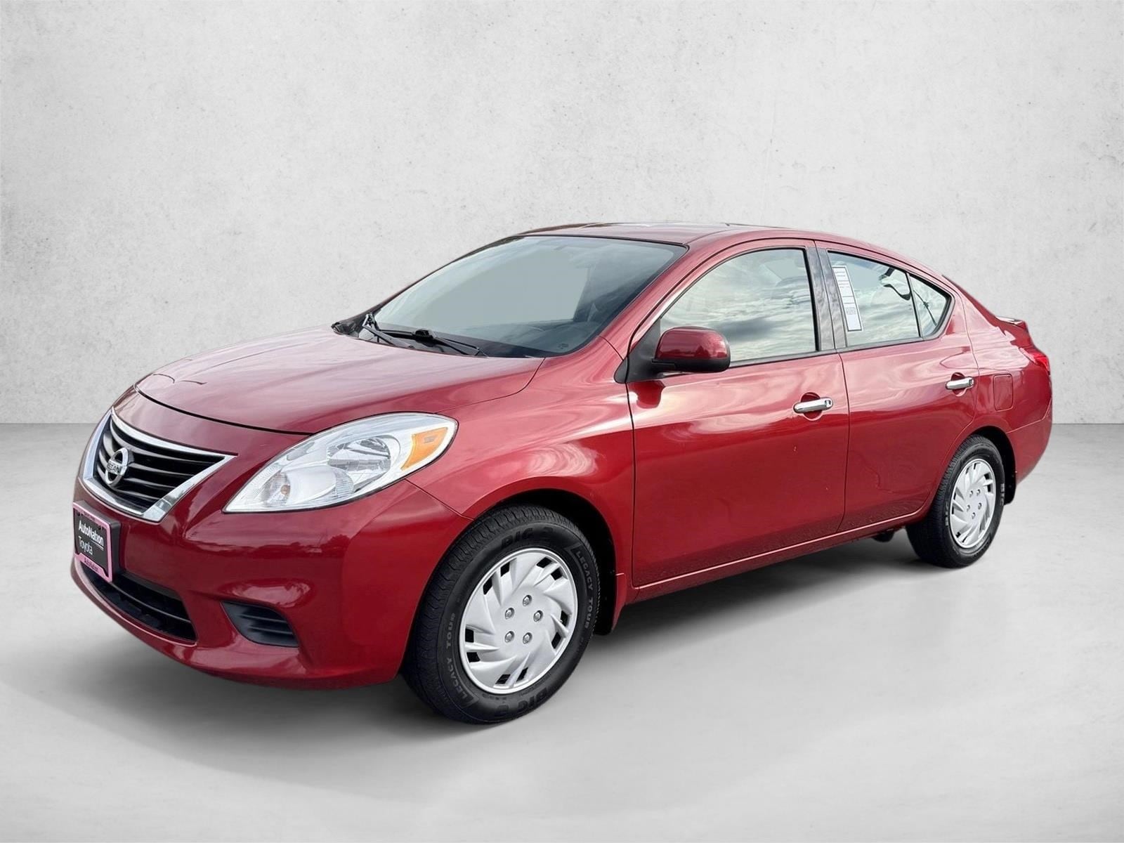 2014 Nissan Versa Sedan SV