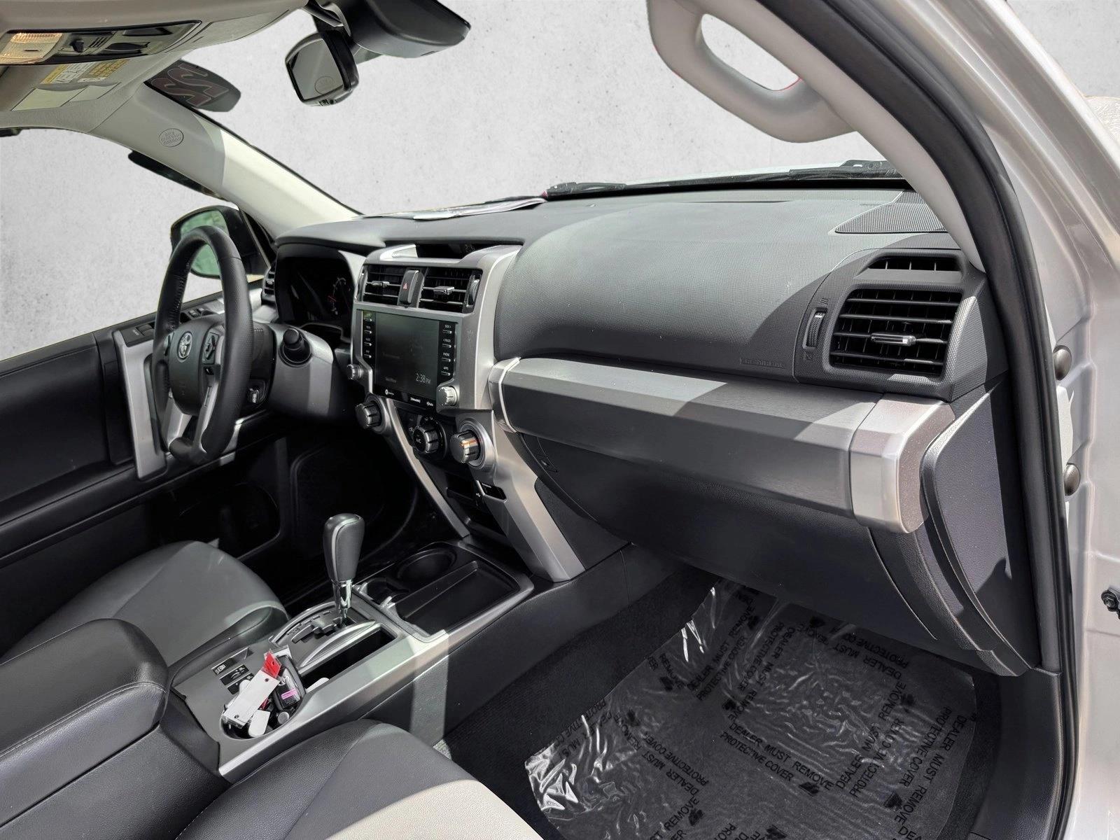 2022 Toyota 4Runner SR5 Premium - Photo 21