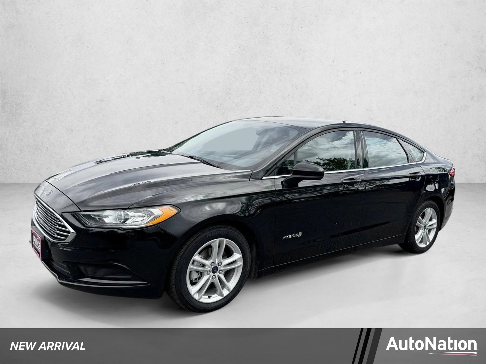 2018 Ford Fusion SE's photo