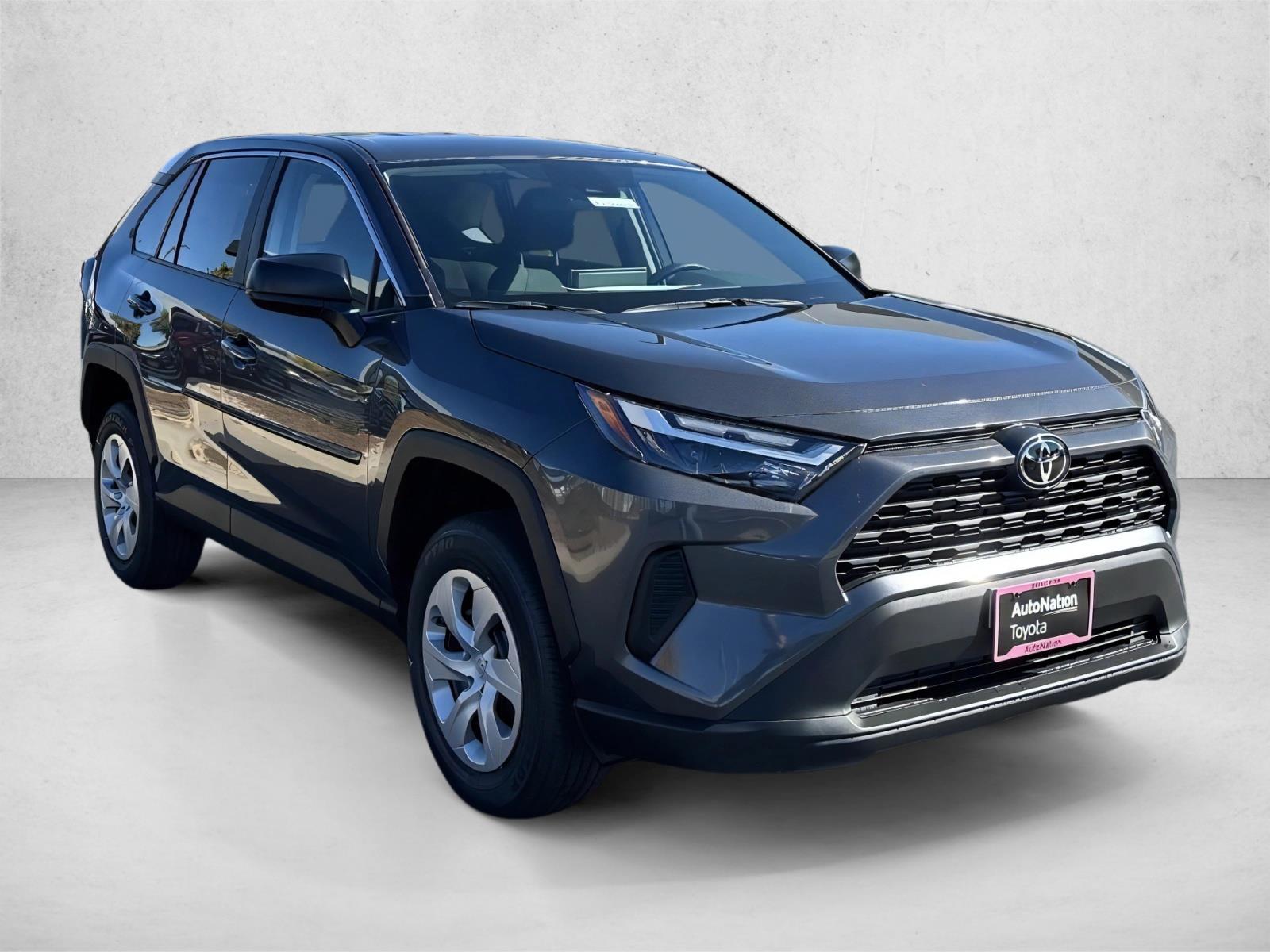 2025 Toyota RAV4 LE photo 3